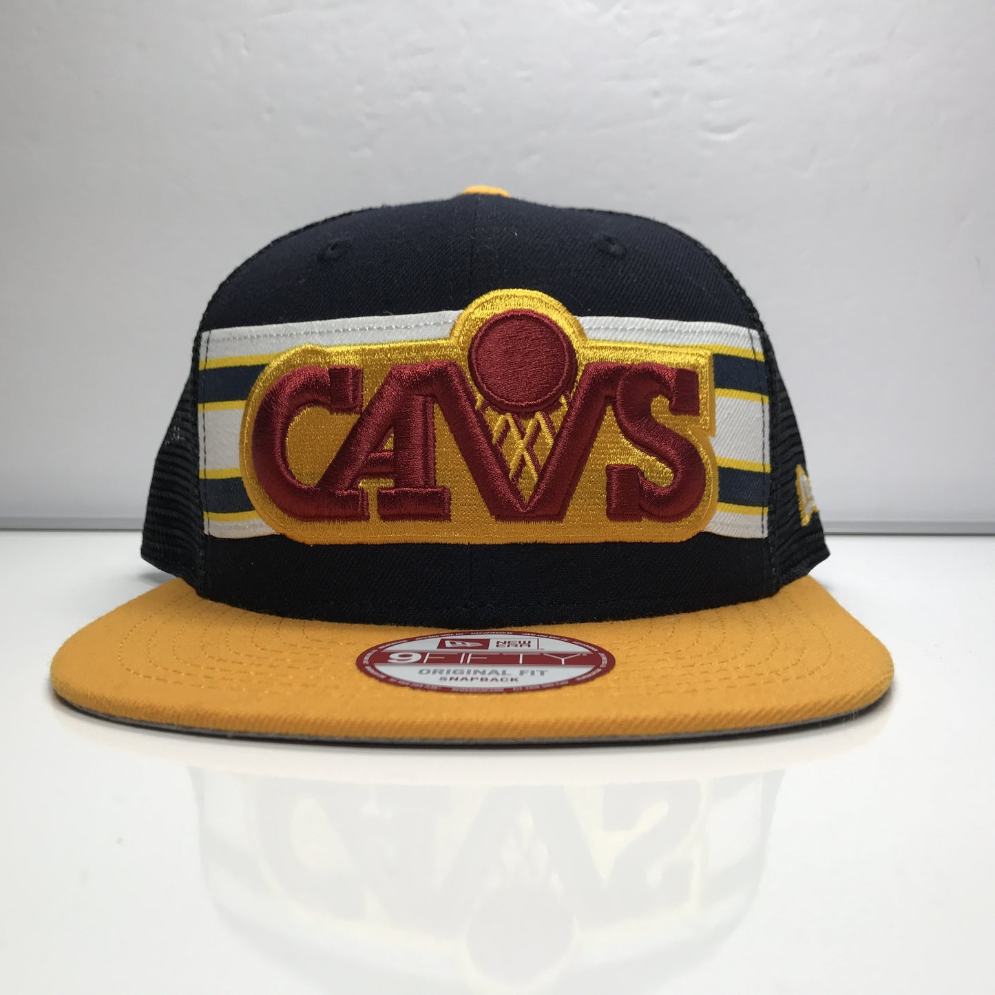 Cleveland Cavaliers 9Fifty New Era Mesh Snapback Hat Mesh Stripes - DOPEFOOT