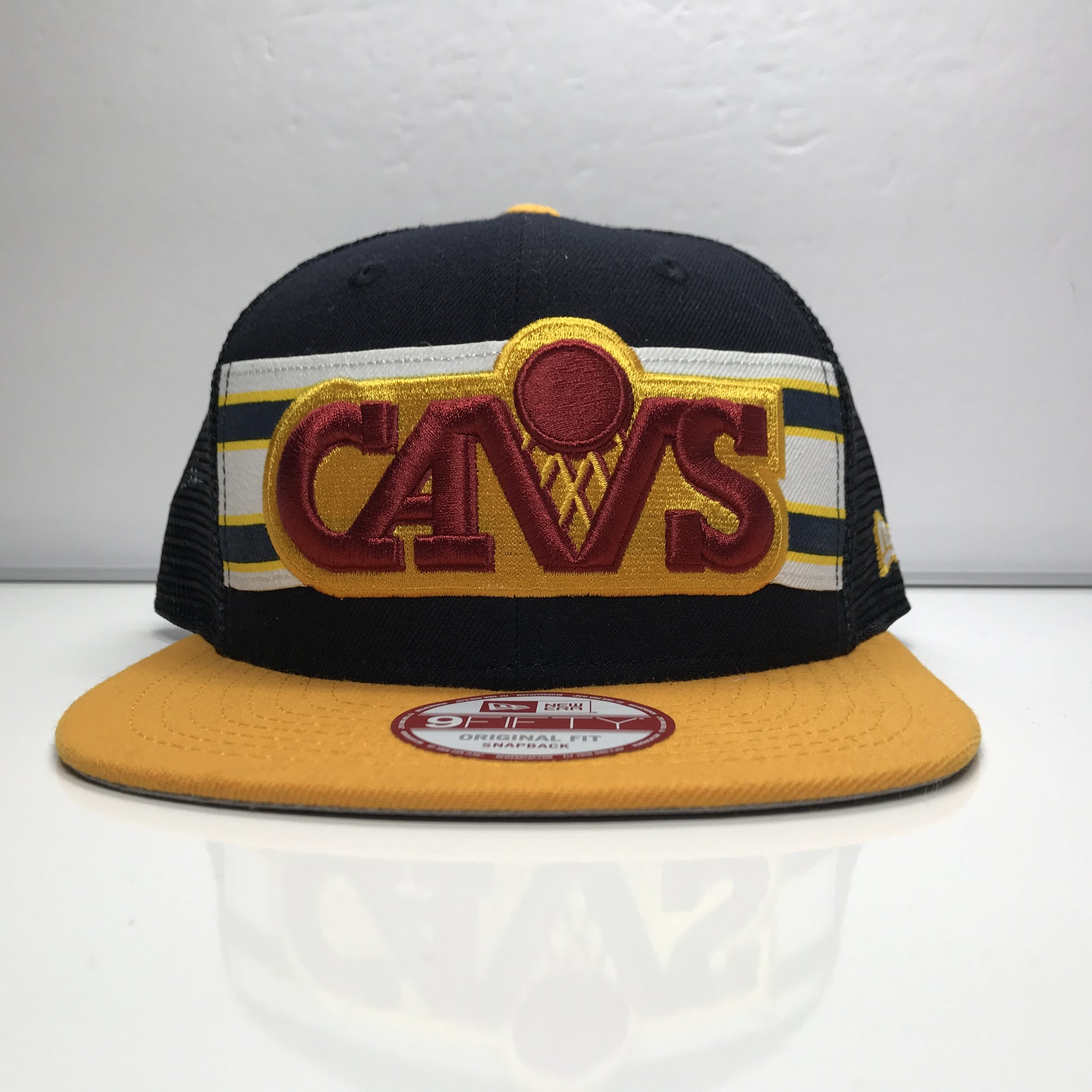 Cleveland Cavaliers 9Fifty New Era Mesh Snapback Hat Mesh Stripes - DOPEFOOT