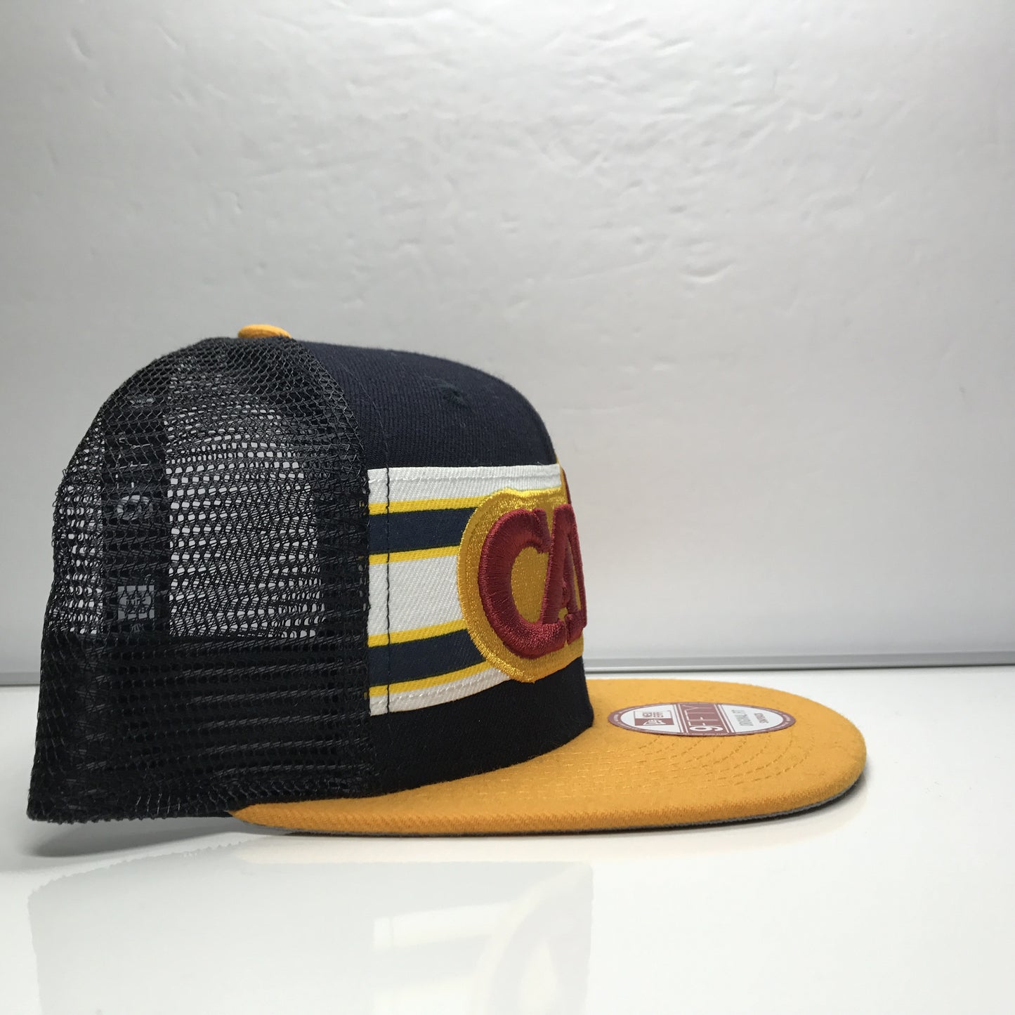 Cleveland Cavaliers 9Fifty New Era Mesh Snapback Hat Mesh Stripes - DOPEFOOT