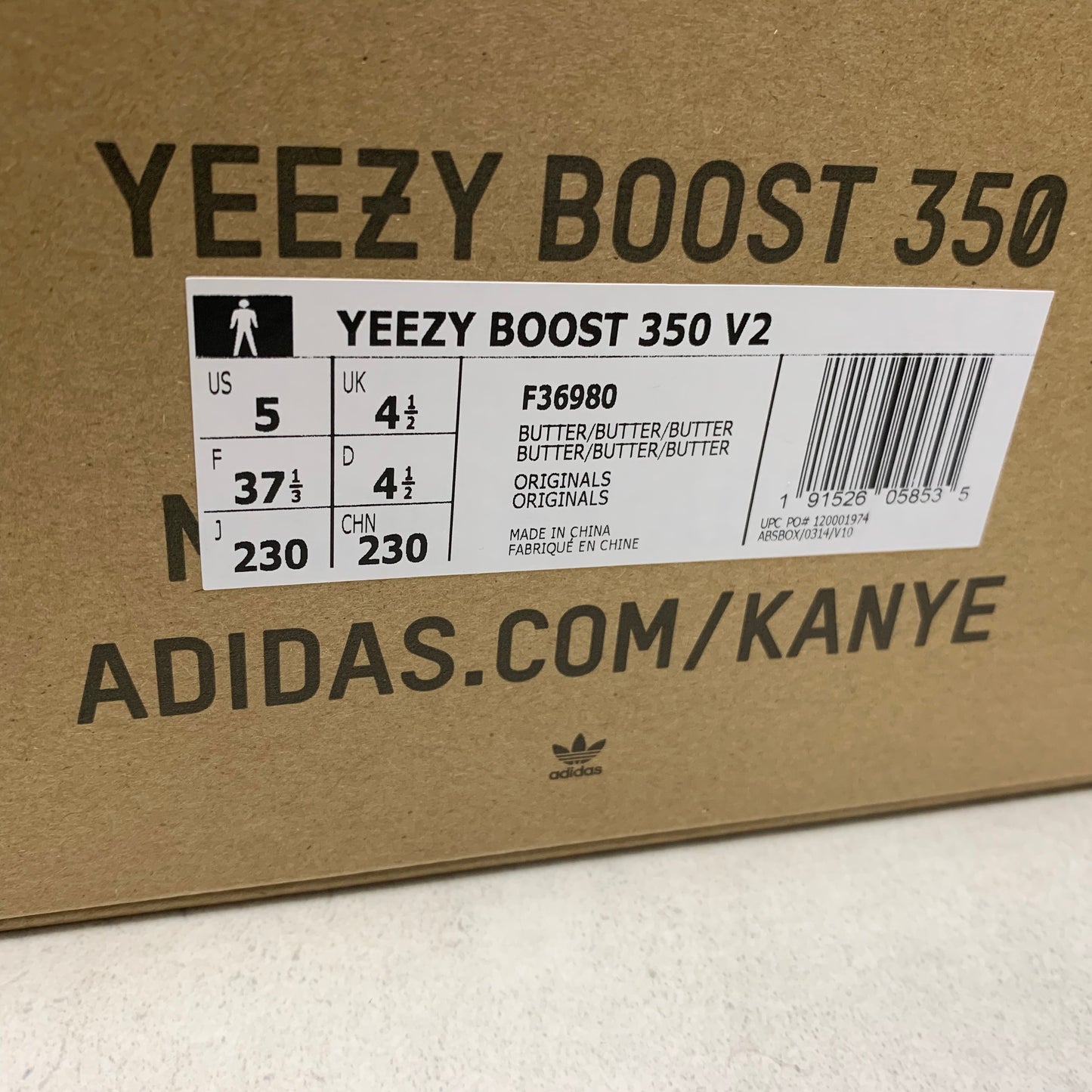 adidas Yeezy Boost 350 V2 Taille 5/Femme Taille 6.5 Beurre F36980