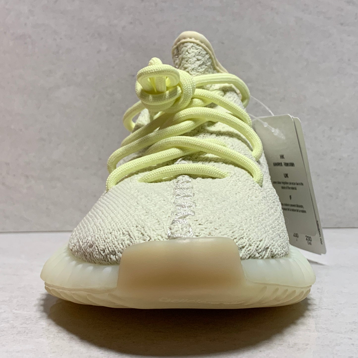 adidas Yeezy Boost 350 V2 Taille 5/Femme Taille 6.5 Beurre F36980