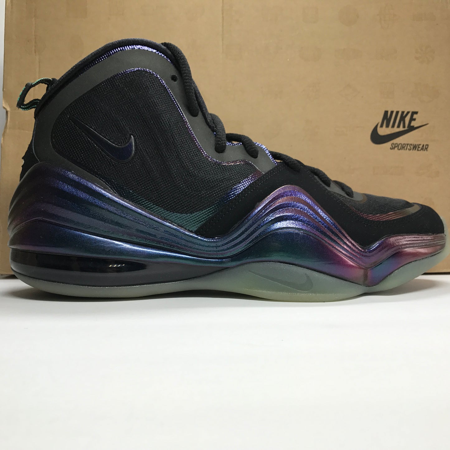 DS Nike Air Penny 5 V Invisibility Cloak Size 8.5 - Nike