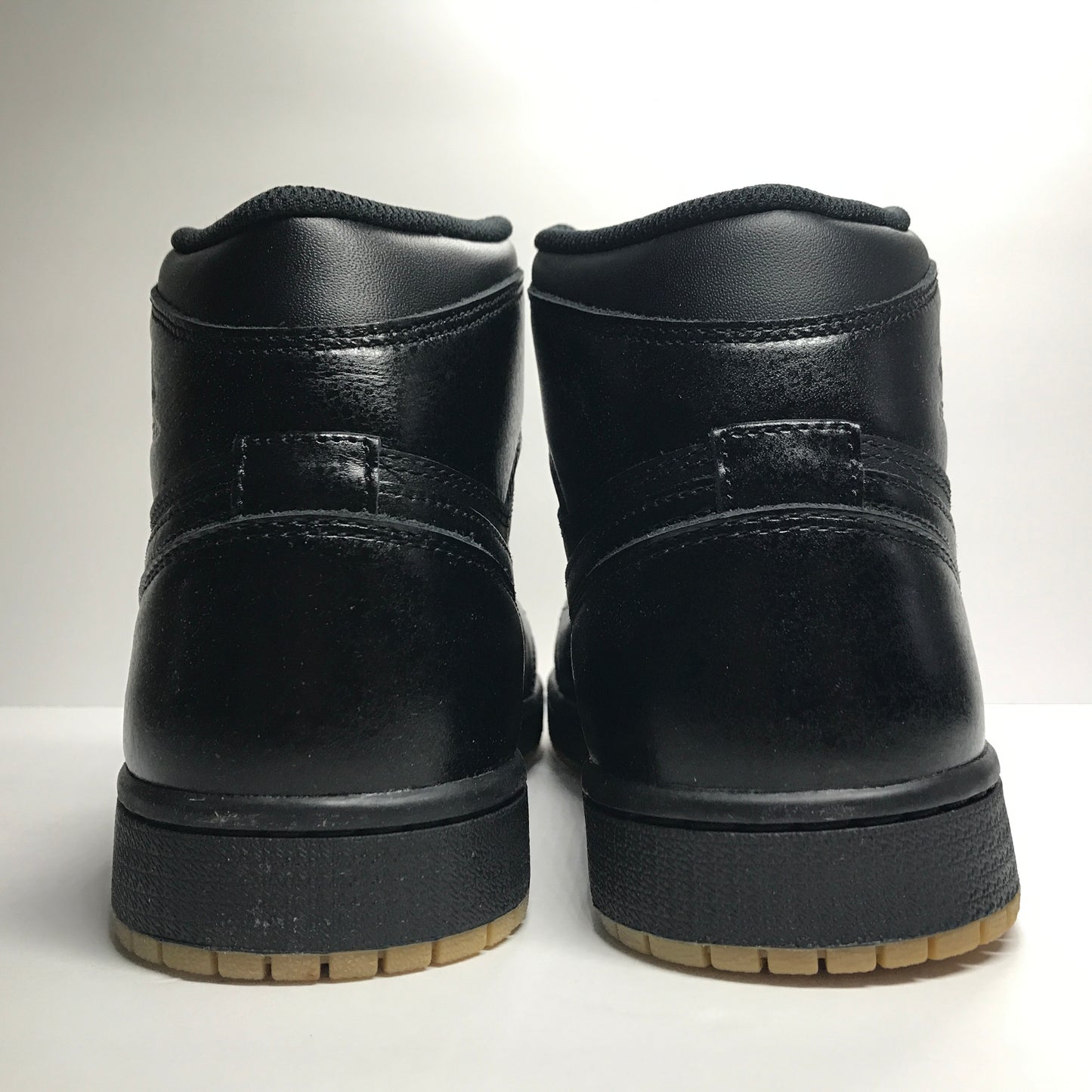 DS Nike Air Jordan 1 I Retro High Black Gum Size 8.5/Size 13