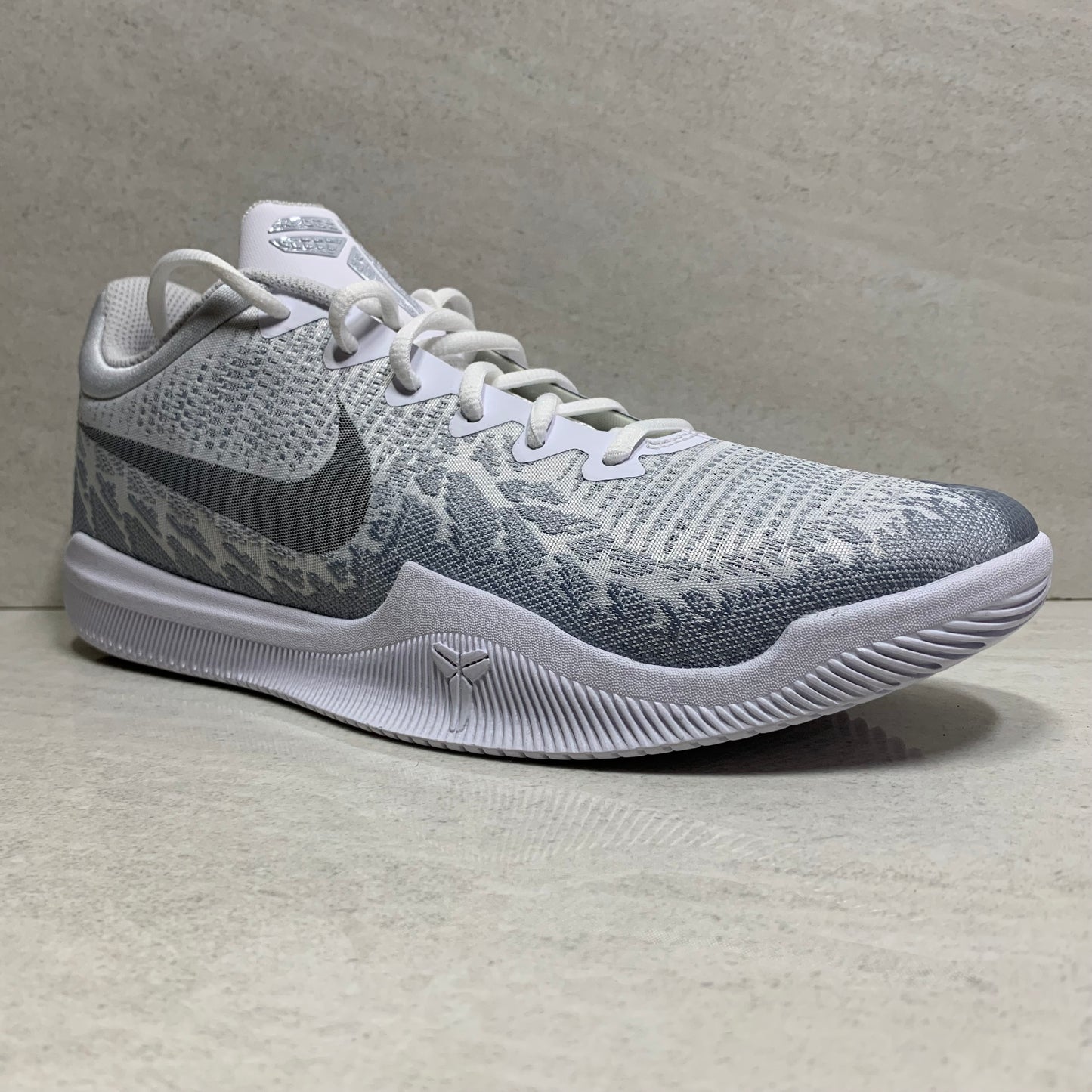 Nike Kobe Mamba Rage Talla 8.5/Talla 13/Talla 14 Blanco Platino 908972 100