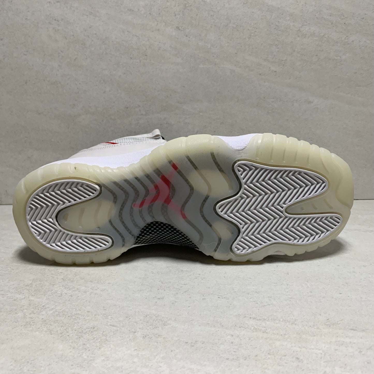 Jordan 11 XI Retro Size 5.5Y Platinum Tint (GS) 378038-016