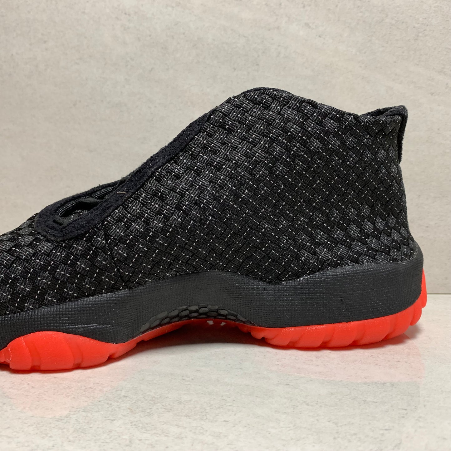 Jordan Future Premium Talla 9/Talla 11.5 Negro Infrarrojo 652141 023