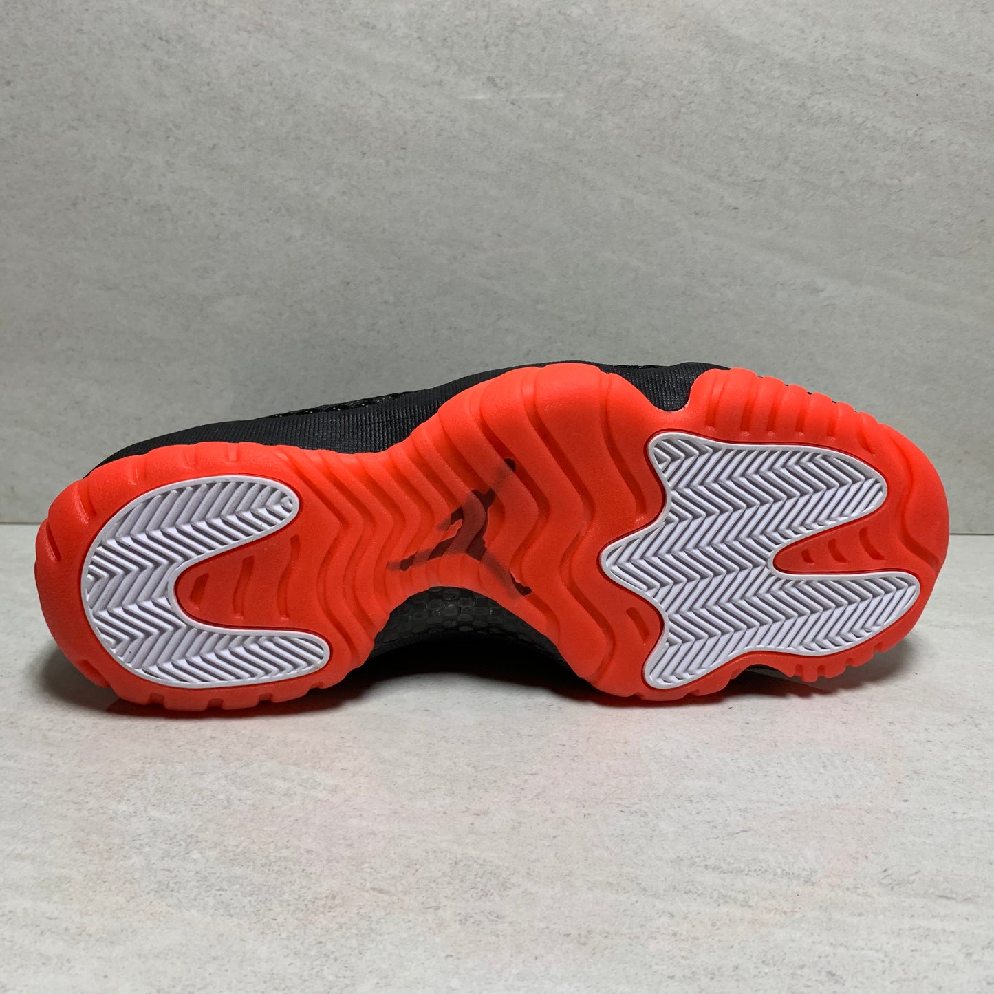 Jordan Future Premium Talla 9/Talla 11.5 Negro Infrarrojo 652141 023