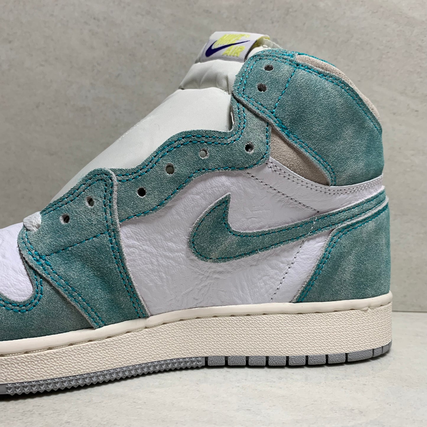 Jordan 1 I Retro High Size 6Y/6.5Y Turbo Green (GS) 575441-311