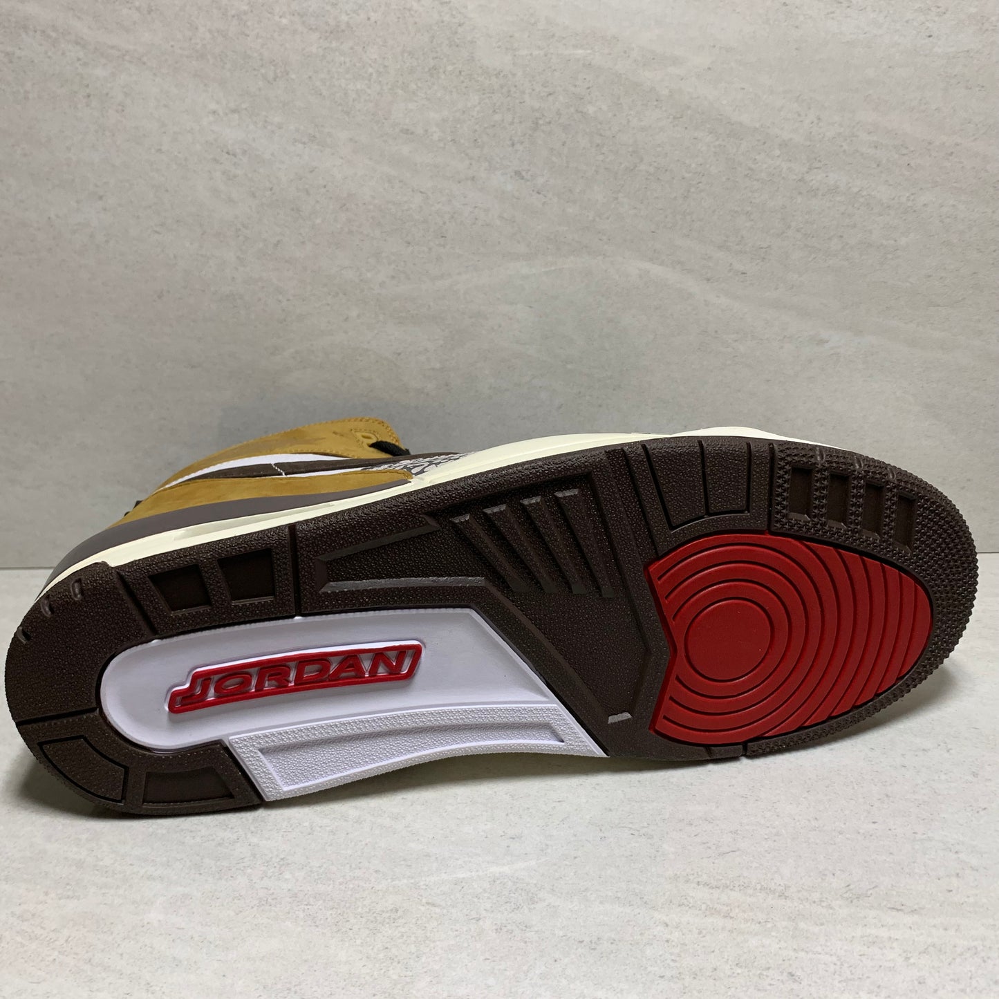 Jordan Legacy 312 Novato del año Talla 15 Trigo AV3922-102