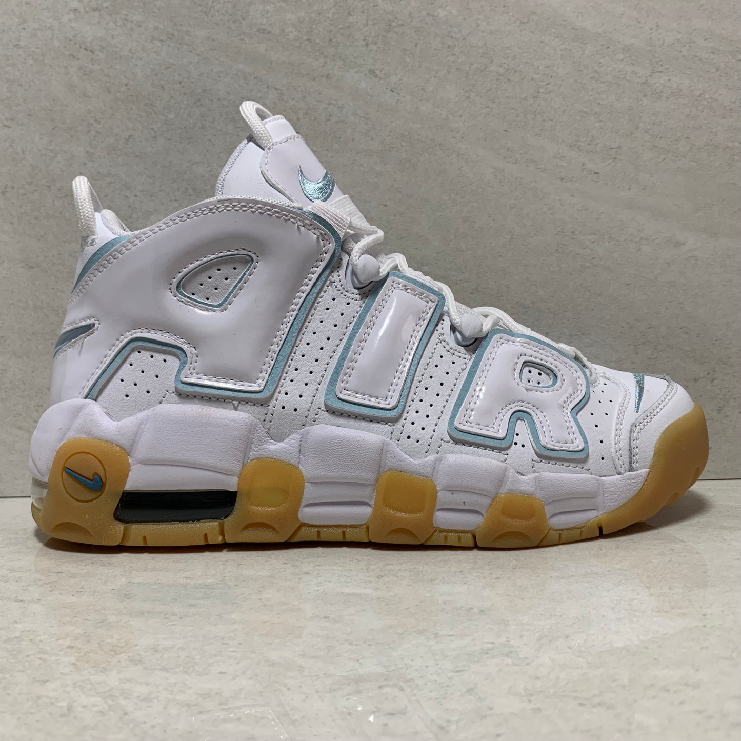 Nike Air More Uptempo GS -415082 107- Talla juvenil 6Y - Aqua Gum
