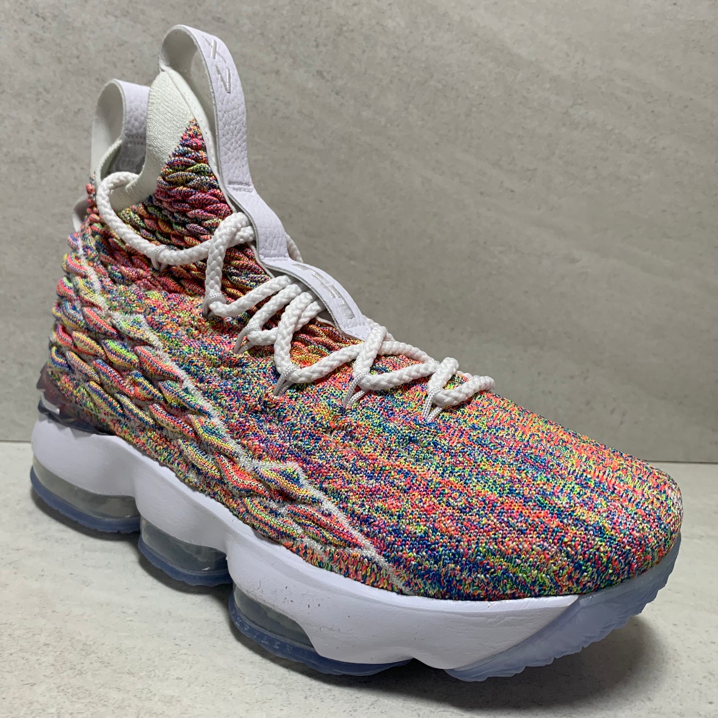 NIKE LEBRON 15 XV FRUITY PEBBLES GS TALLA 5.5Y 922811-900