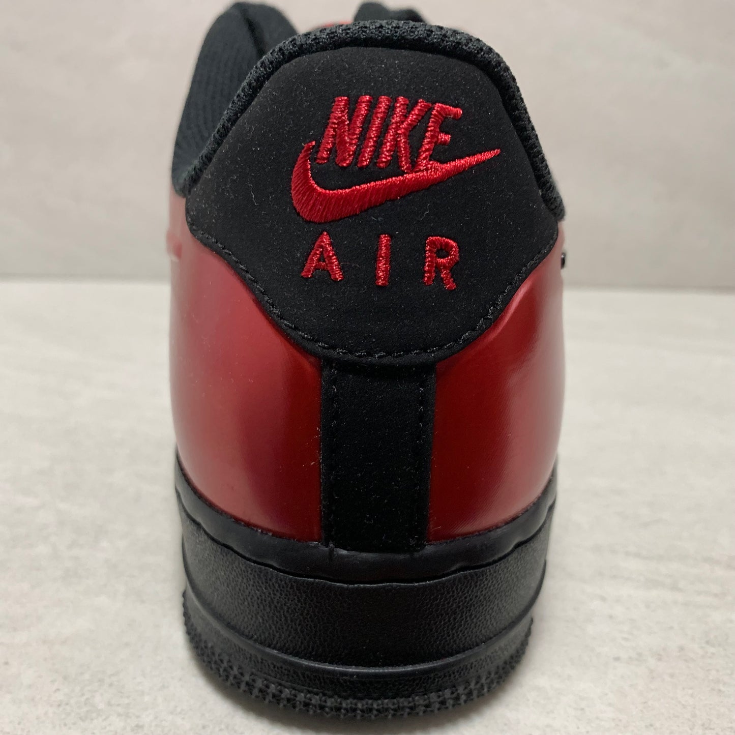 NIKE AIR FORCE 1 FOAMPOSITE PRO CUP - AJ3664-601- Hombre TALLA 7.5 GYM ROJO NEGRO 