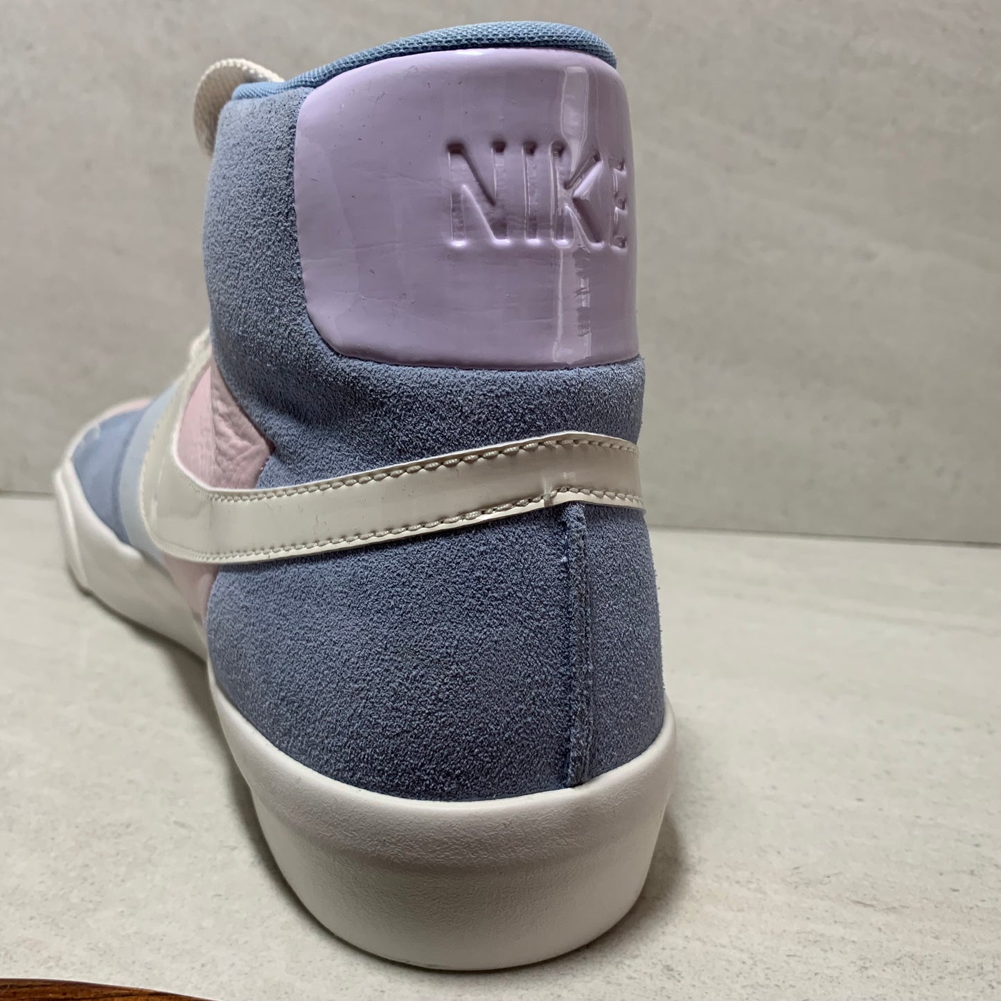 NIKE BLAZER ROYAL PÂQUES TAILLE 13 QS AO2368-600