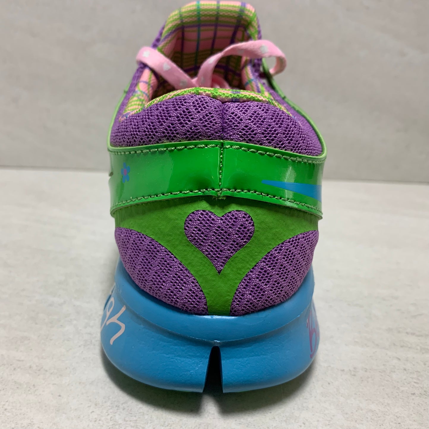 NIKE MUJER NIKE FREE RUN 2.0 TALLA 9.5 DOERNBECHER DB 437527-543 MACKENZIE CORTO 2019