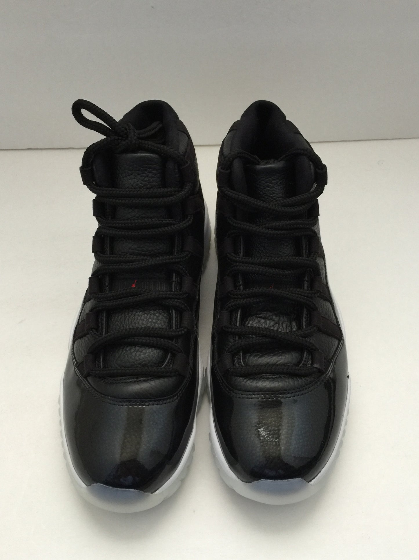 DS Nike Air Jordan 11 XI Retro 72-10 Size 8.5/Size 9/ Size 10 - DOPEFOOT
 - 3