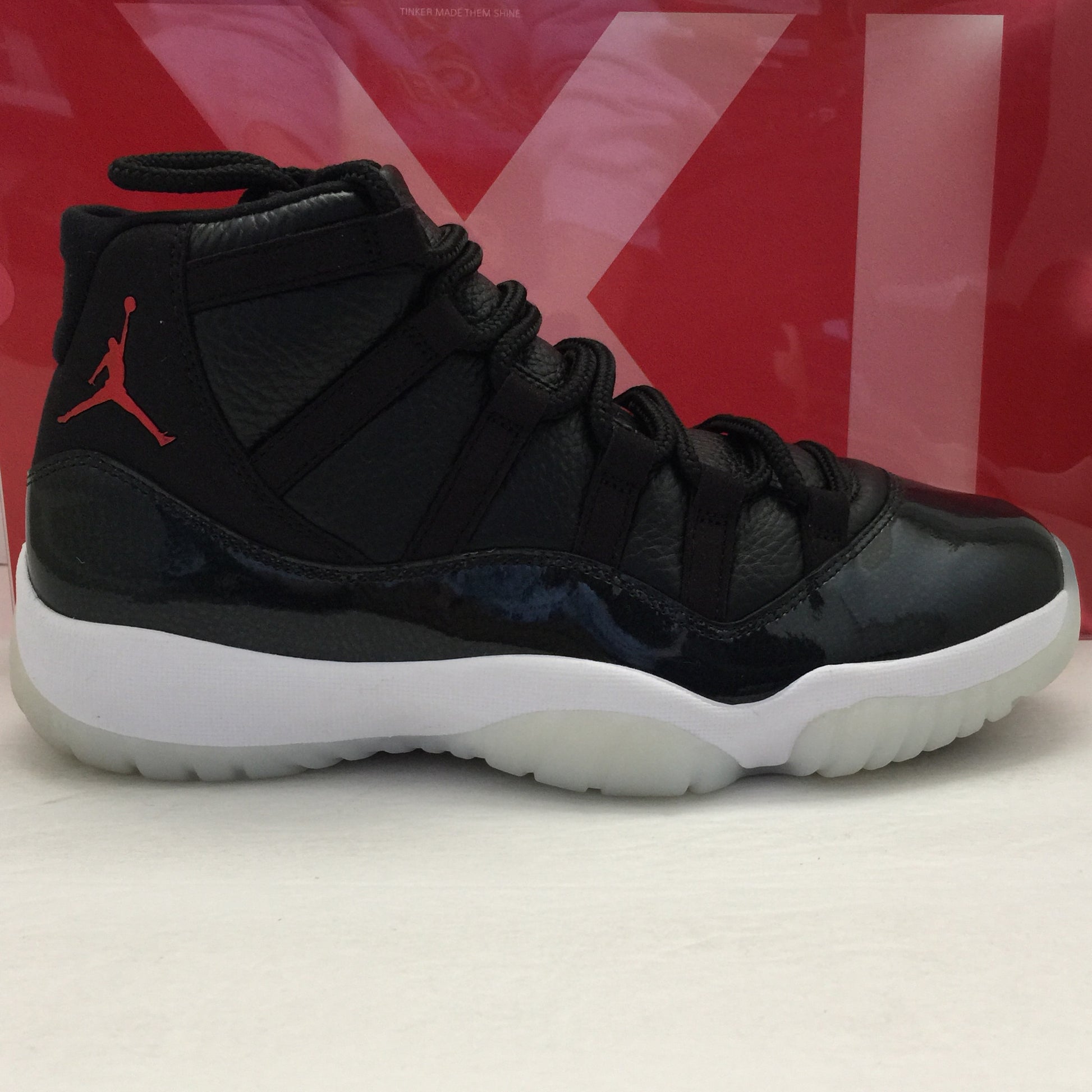 DS Nike Air Jordan 11 XI Retro 72-10 Size 8.5/Size 9/ Size 10 - DOPEFOOT
 - 1