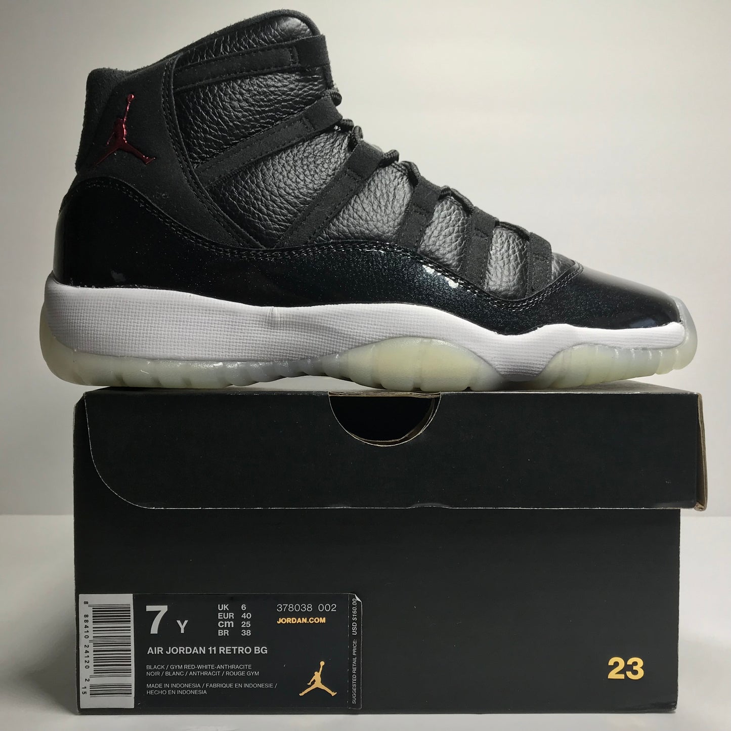 DS Nike Air Jordan 11 XI Retro BG 72-10 Taille 7Y