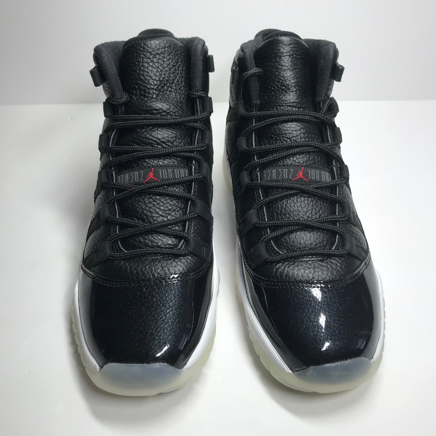 DS Nike Air Jordan 11 XI Retro BG 72-10 Taille 7Y