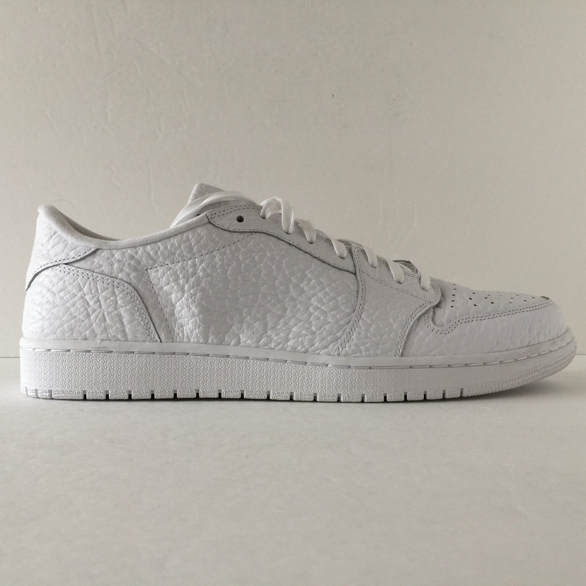 Nike Air Jordan 1 I Retro Low Swooshless White Size 14 - DOPEFOOT
 - 1