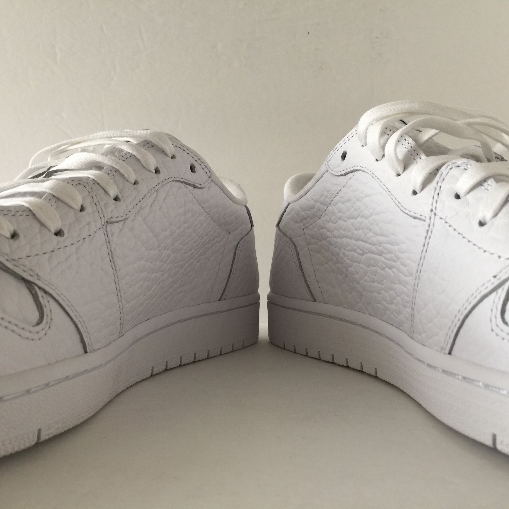 Nike Air Jordan 1 I Retro Low Swooshless White Size 14 - DOPEFOOT
 - 3