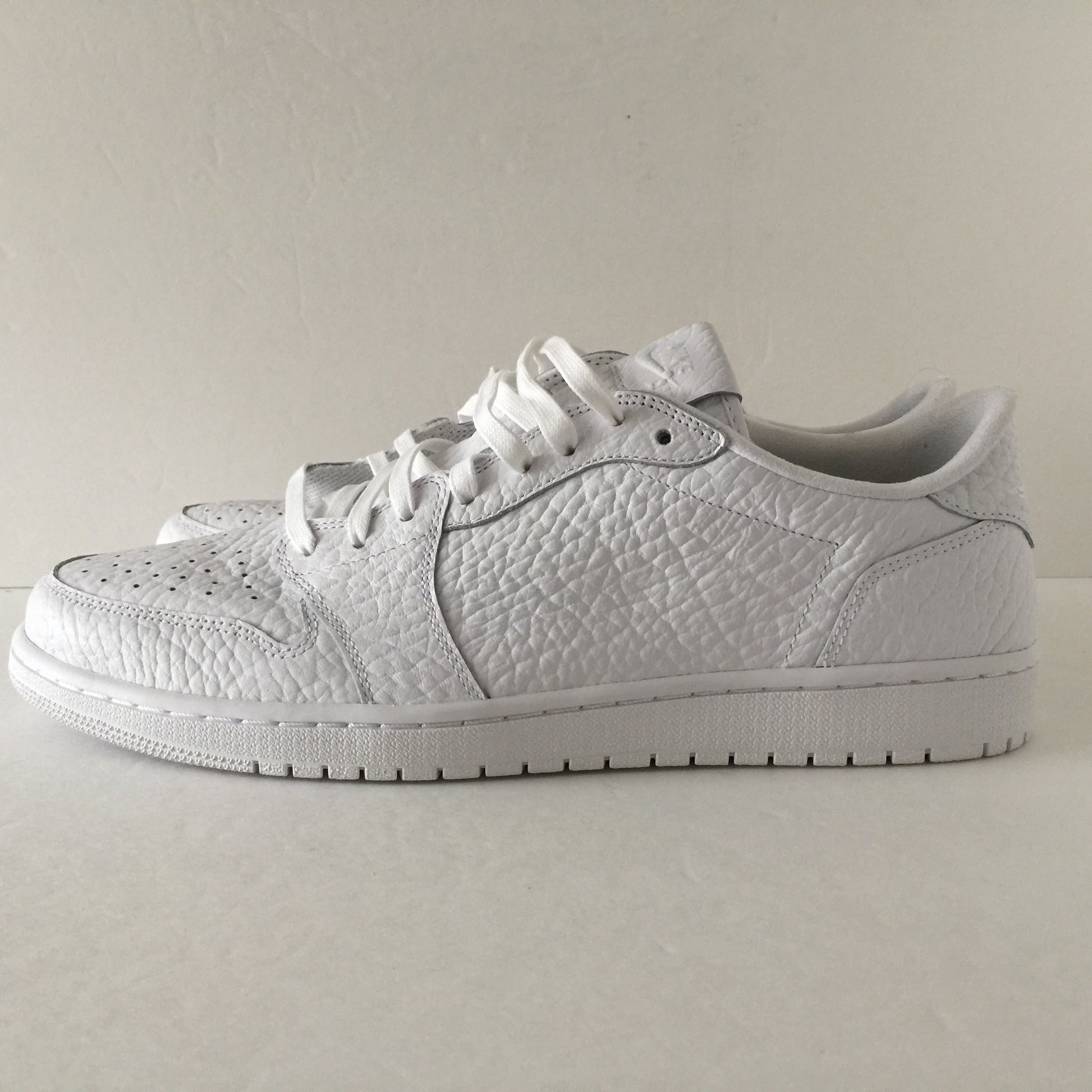 Nike Air Jordan 1 I Retro Low Swooshless White Size 14 - DOPEFOOT
 - 4