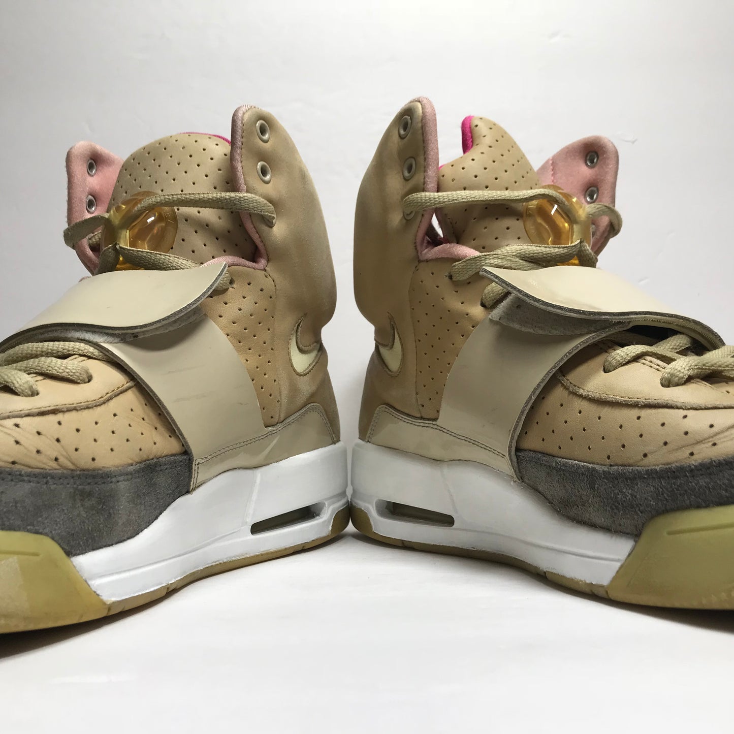 Nike Air Yeezy 1 Tan/Net Taille 10.5