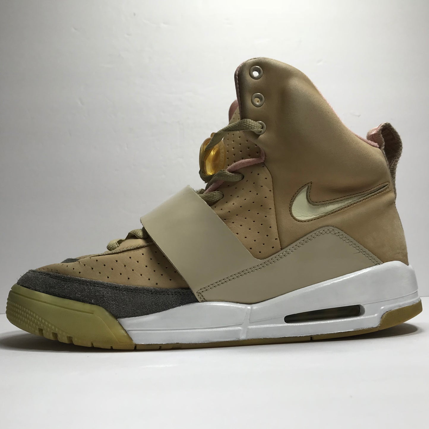 Nike Air Yeezy 1 Tan/Net Taille 10.5