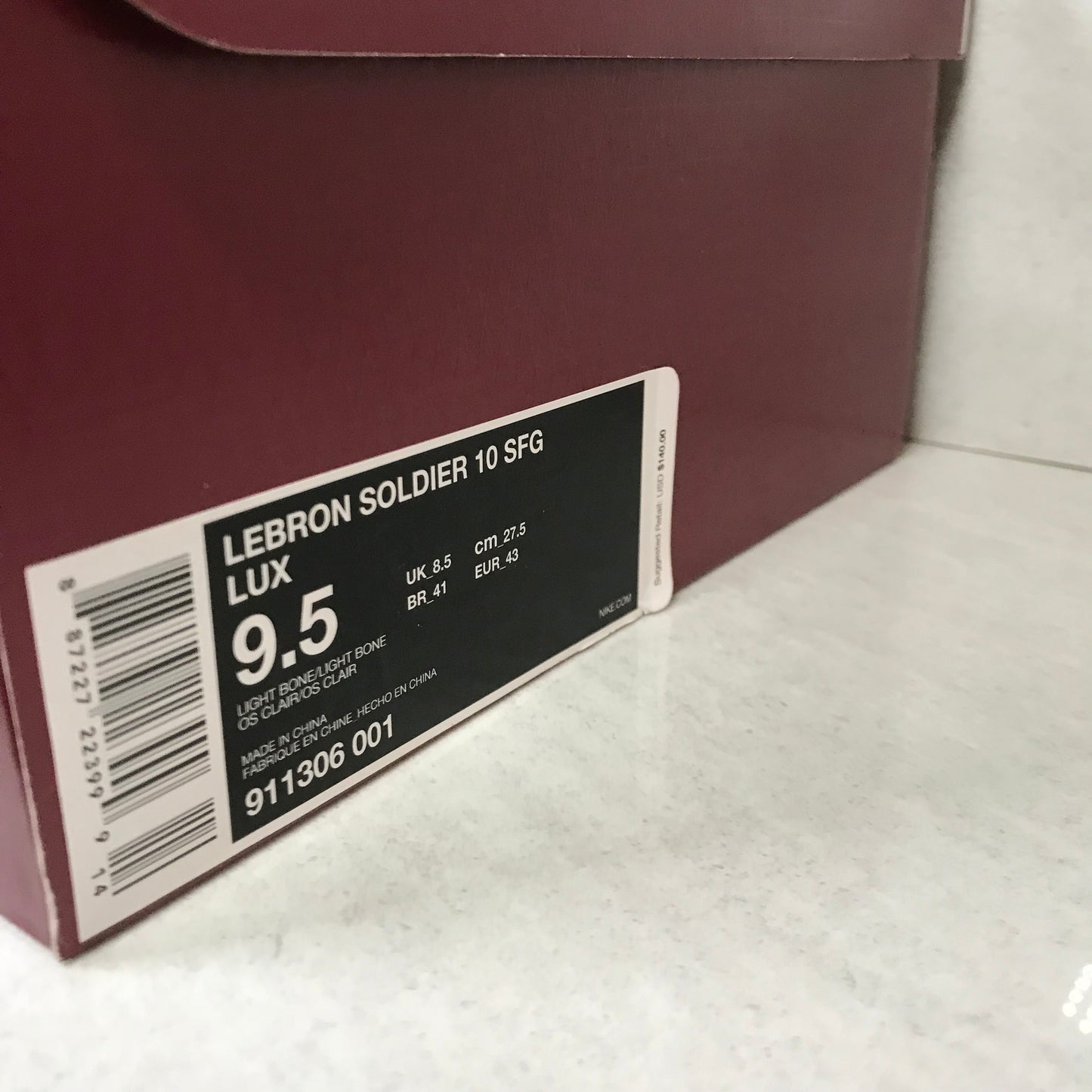 DS Nike Lebron Soldier 10 X SFG LUX 911306 001 Hueso claro Talla 9/Talla 10