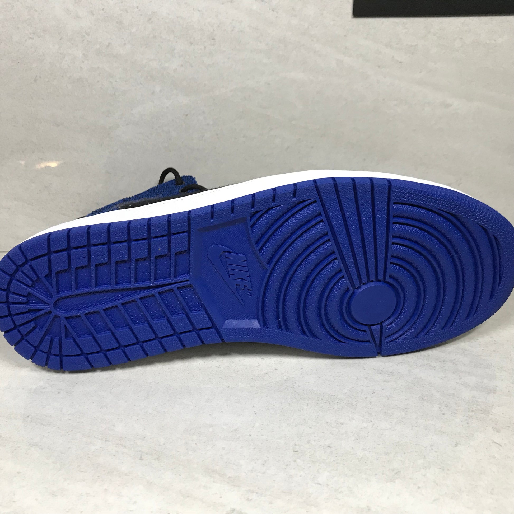Air Jordan 1 High Ultra Royal Blue/Black - 844700 007 - Size 10.5/Size 11 - Jordan