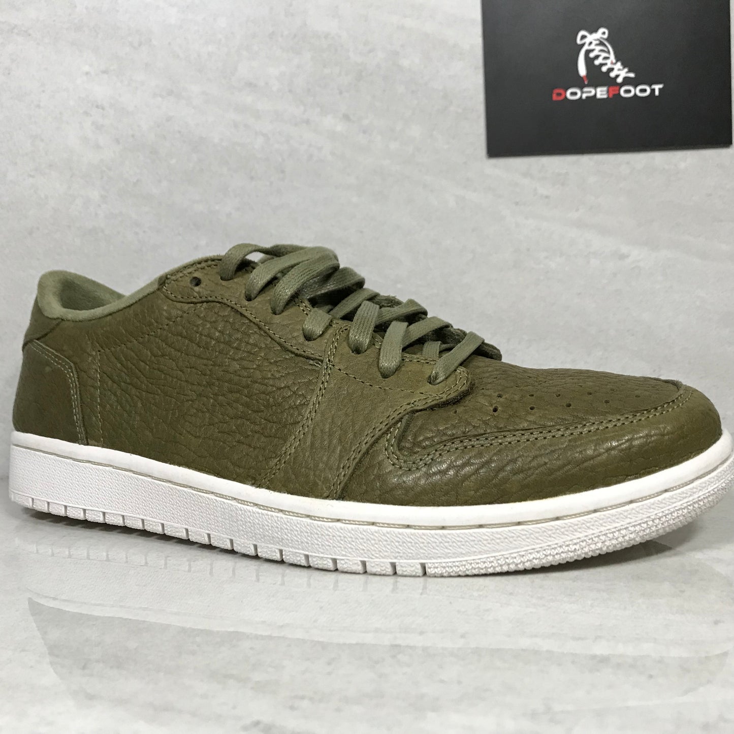 Air Jordan 1 I Retro Low Swooshless Trooper Olive Green - 848775 205 - Taille 8.5/Taille 10
