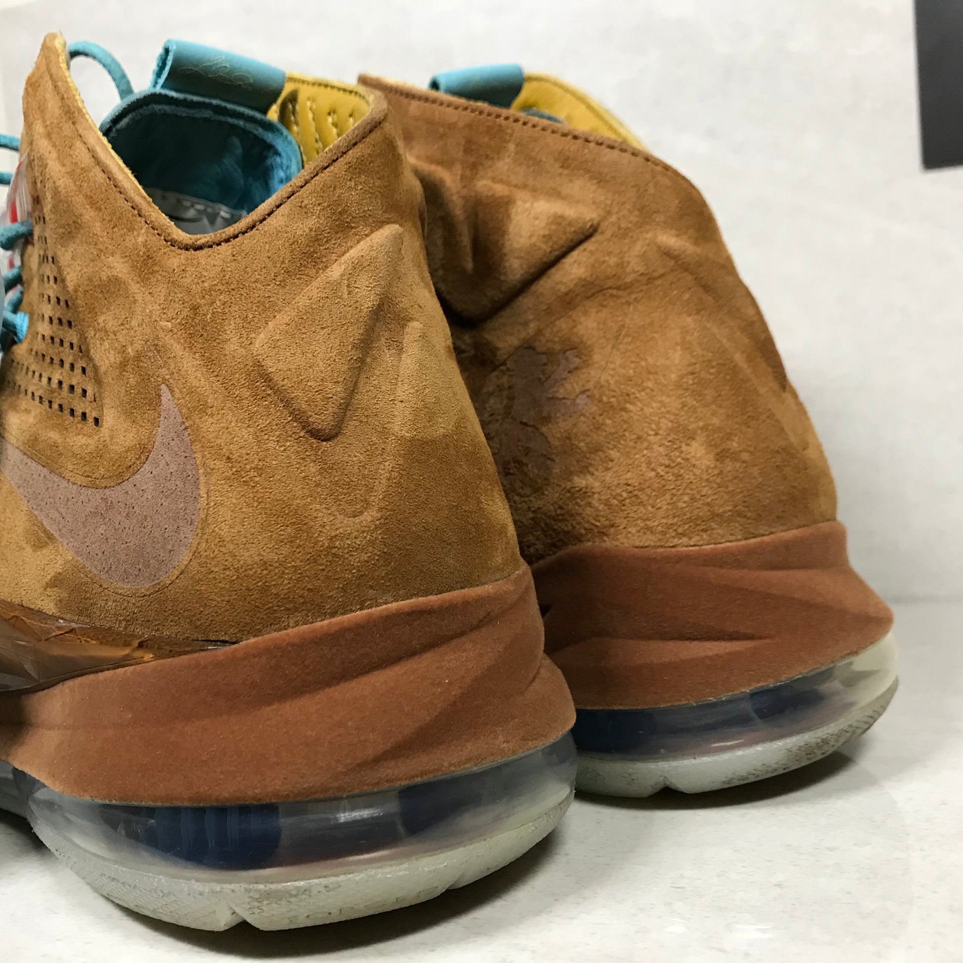 Nike Lebron 10 X EXT QS Suede Hazelnut Size 9.5 - Nike
