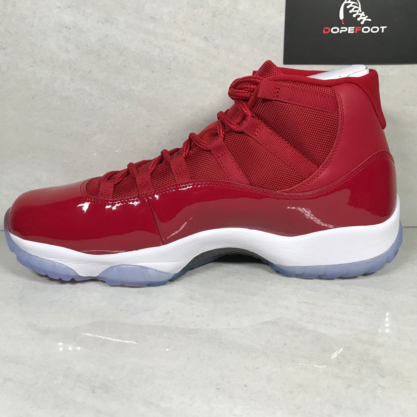 Air Jordan 11 XI Retro Win Like 96 - 378037-623 - Homme Taille 8.5/Taille 9/Taille 10