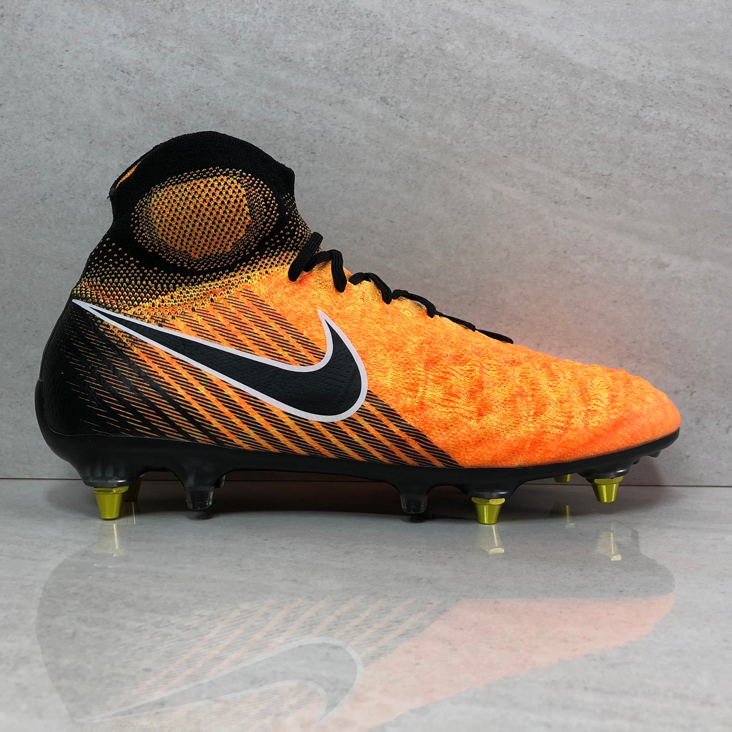 Nike Magista Obra II SG Pro - 869482 802 - Chaussures de football pour homme Taille 8/Taille 9 Laser Orange Noir Blanc
