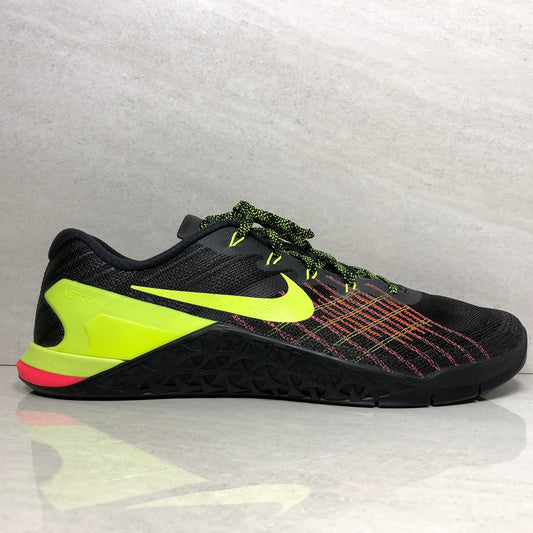 Nike Men's Metcon 3 Training Shoe 852928 012 Men's Size 14 BLACK/VOLT-HYPER CRIMSON-HOT PUNCH